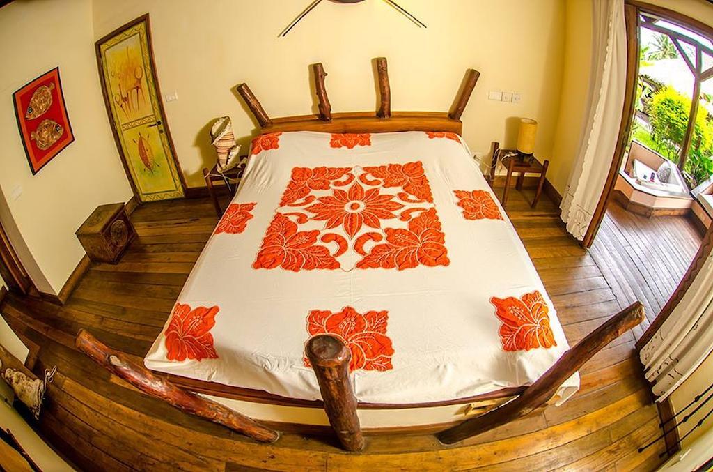 Le Zahir Lodge Ambatoloaka  Oda fotoğraf